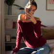Nem preto, nem marrom: os tênis Adidas na cor 'enciclopédia Barsa', sucesso nas décadas de 80 e 90, são elegantes e confortáveis; ideais para mulheres 50+