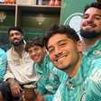 Anunciado na última sexta, Barboza visita novos companheiros no CT do Palmeiras