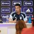 Scaloni, sobre lesão de Messi: "Primeiras notícias não são tão ruins"