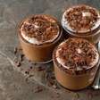 Mousse de chocolate com café saudável: cremoso, fácil e cheio de sabor