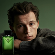 Eu entendo a Zendaya! Encontrei na Sephora um perfume da Prada com cheiro de milionário elegante, do qual Tom Holland é o rosto