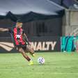Em jogo de sete gols, Vitória vence o ABC no apagar das luzes e avança para a final