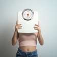 Como o corpo perde peso? Especialista em obesidade explica que não existe uma fórmula única