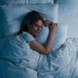 Como organizar uma rotina noturna sem telas para descansar os olhos; veja