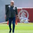 Presidente do Inter toma posição sobre Paulo Pezzolano e recado interno repercute