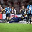 Clube do exterior entra forte na disputa por jogador do Grêmio: "Salário de R$ 1,5 milhão"