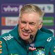 Ancelotti emociona-se com homenagem no Domingão do Huck