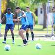 De saída? Jogador do Grêmio perde espaço com Luís Castro e futuro fica em aberto