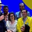 Tem que escrever que não é bolsonarista, diz Lula a prefeito do Rio com jaqueta da Seleção em evento