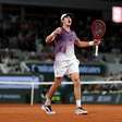 João Fonseca derruba ex-número 2 do mundo e avança às quartas de Roland Garros pela 1ª vez