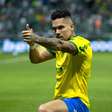 Expulsão, gol de Paulinho, anulação polêmica e pênalti perdido: Palmeiras bate Chape em jogo tenso