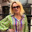 Ana Maria Braga vai do conjunto estampado ao blazer bordado para férias em Nova York