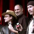 O U2 implorou a Steve Jobs para que lhes pagasse com ações da Apple: ele não só os convenceu a trabalhar de graça, como também pediu que promovessem uma edição especial do iPod