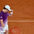 'Dei tudo o que tinha': João Fonseca é eliminado nas quartas de final de Roland-Garros, mas sai fortalecido