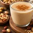 Chá de amendoim cremoso: bebida saudável, sem açúcar, nutritiva e fácil de preparar