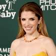 Anna Kendrick vai dirigir adaptação de 'Os Sete Maridos de Evelyn Hugo' para a Netflix
