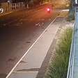 Vídeo: câmera de monitoramento registra atropelamento de ciclista por motocicleta no litoral norte