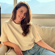 Fantasma tem casa? Chão de taco, paredes claras e janelas antirruído: Nathalia Dill, a Francesca de 'Quem Ama Cuida', mora em apartamento minimalista clean