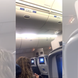 Avião com centenas a bordo retorna aos EUA após falsa ameaça de bomba; veja vídeo
