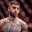 Topuria nega arrogância e rebate provocações de Justin Gaethje antes do UFC Casa Branca