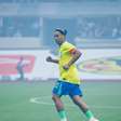 Fruto de sua própria gravadora, Ronaldinho Gaúcho anuncia álbum que reúne Sean Paul, Léo Foguete e Natanzinho Lima