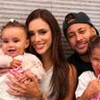 'Me deparo com coisas horríveis': esposa de Neymar, Bruna Biancardi reage à ataques e crimes contra Mavie e Mel, filhas com o jogador