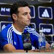 Scaloni admite risco de cortes na Argentina e comenta situação de Messi