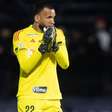 Substituto de Everson? Atlético-MG surpreende e fecha contrato com goleiro promissor