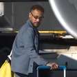 Em vídeo, Neymar mostra mala compacta e garante: "Não vou sair, estou focado na Copa"