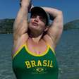 Thais Carla antes e depois: 100 kg mais magra, influenciadora exibe transformação radical no corpo em vídeo de maiô e web reage: 'Fico impressionada'