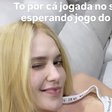 Após receber buquê misterioso, Virginia acompanha jogo da Seleção Brasileira pela TV