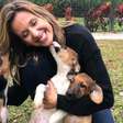 O que diz a psicologia sobre as pessoas que estão sempre acariciando os cães na rua