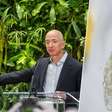 Fibras fabricadas por bactérias e algodão que já nasce colorido: Jeff Bezos investe US$ 34 milhões em pesquisas para desenvolver tecidos sustentáveis