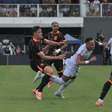 Santos entra no negócio e planeja aplicar chapéu no Corinthians por jogadores do Flamengo