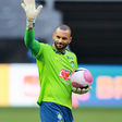 Goleiro da Seleção saiu de casa no Acre com sonho na mala após começar carreira na linha; leia carta de primo para jogador