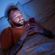 Quase 80% dos brasileiros dormem menos de 7h, mostra estudo