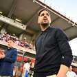 Imprensa aponta Fabregas como próximo técnico do Barcelona; entenda