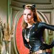Julie Newmar, atriz original da Mulher-Gato, diz que homens deveriam comandar Hollywood: 'Fazem isso melhor'