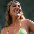 No clima da Copa, Paolla Oliveira posa com lingerie e biquíni das cores do Brasil