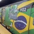 Nova York adesiva trens do metrô com bandeiras das seleções da Copa