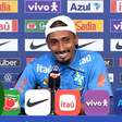 Sauna, videogame, simulador de F1: Raphinha revela rotina dos jogadores da Seleção durante a Copa