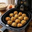 Bolinho de arroz na airfryer: receita saudável, crocante e perfeita para aproveitar sobras