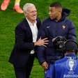 Mbappé brinca e faz campanha contra Deschamps na Itália: "Contratem um italiano"