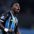 Grêmio é cobrado pelo Anderlecht por Amuzu e pode parar na Fifa