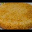 Bolo de baunilha simples e fofinho, com uma massa muito leve e cheirosa que todos vão amar