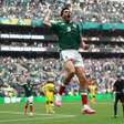 Autor de gol do México na Copa carrega marca de grave acidente com David Luiz; entenda
