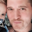 Atração da abertura da Copa, Michael Bublé é pai de menino que teve câncer raro aos 3 anos