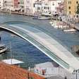 Veneza prende carregadores de bagagem que extorquiam turistas