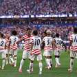Em jogo com gol contra de Bobadilla, Estados Unidos goleiam o Paraguai