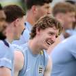 Seleção da Inglaterra é furtada nos EUA; dois suspeitos foram presos